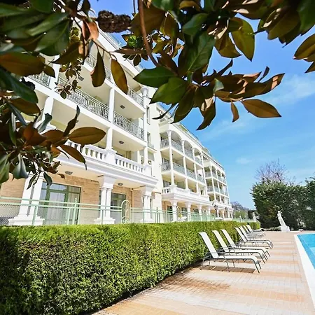 Romance Studio-steps From Thesea Apartment Varna