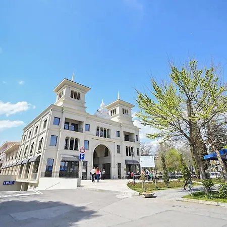 Romance Studio-steps From Thesea Apartament *